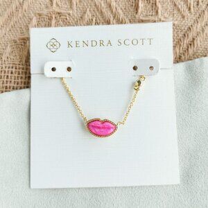 Kendra Scott - Lips Hot Pink Mother-of-Pearl Necklace Gold